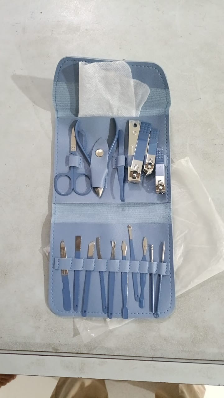 16-Piece Manicure & Pedicure Kit